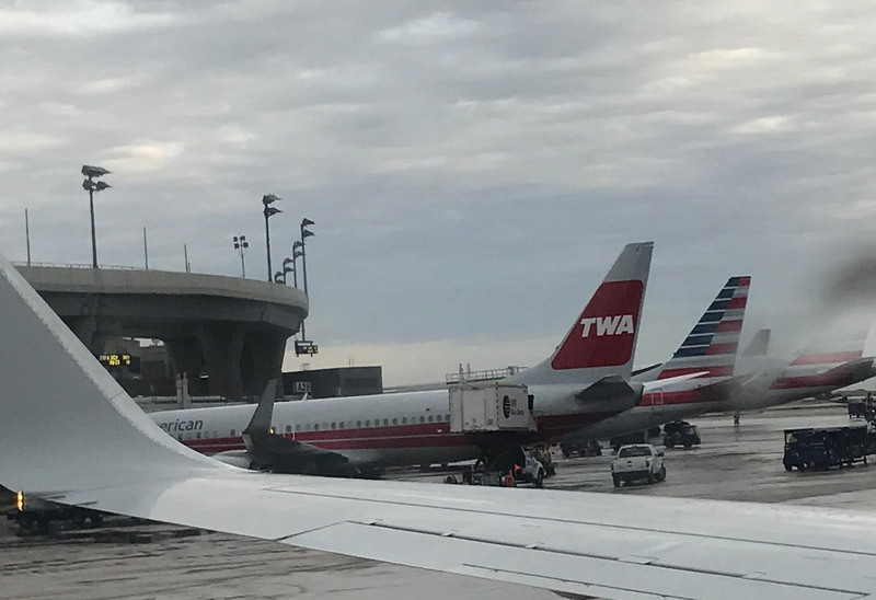 Illustration for article titled Interesting Things on the DFW Tarmac This Morning